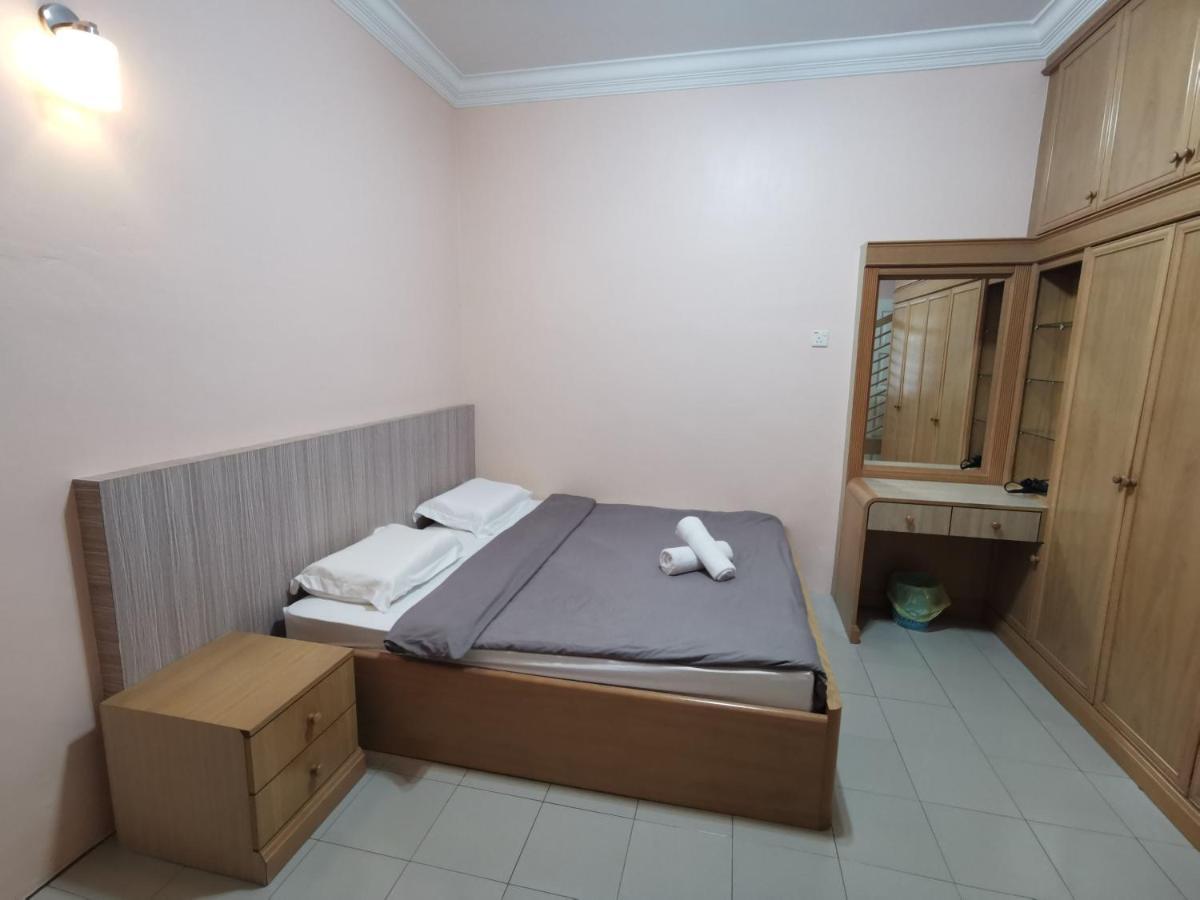 Diy Palm Court Bedroom Kuantan Luaran gambar