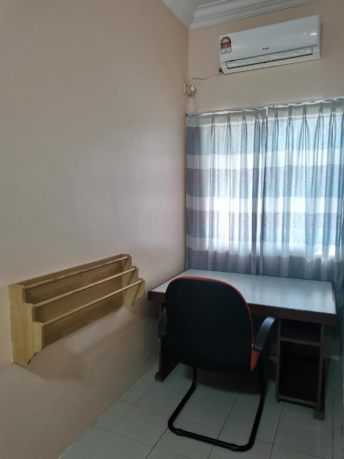 Diy Palm Court Bedroom Kuantan Luaran gambar