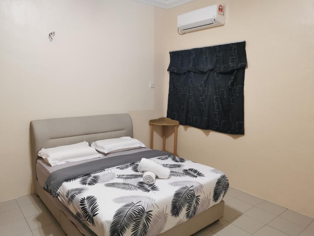 Diy Palm Court Bedroom Kuantan Luaran gambar