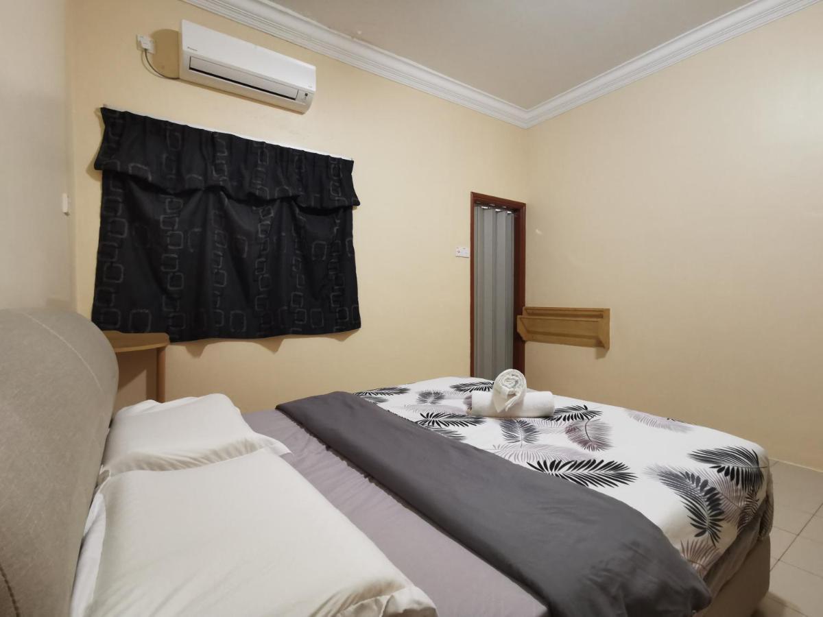 Diy Palm Court Bedroom Kuantan Luaran gambar