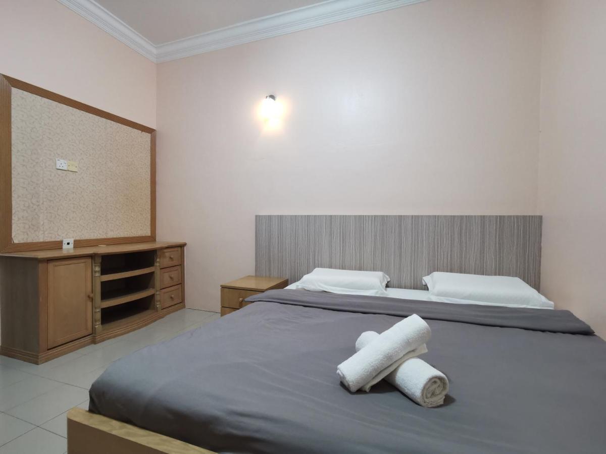 Diy Palm Court Bedroom Kuantan Luaran gambar